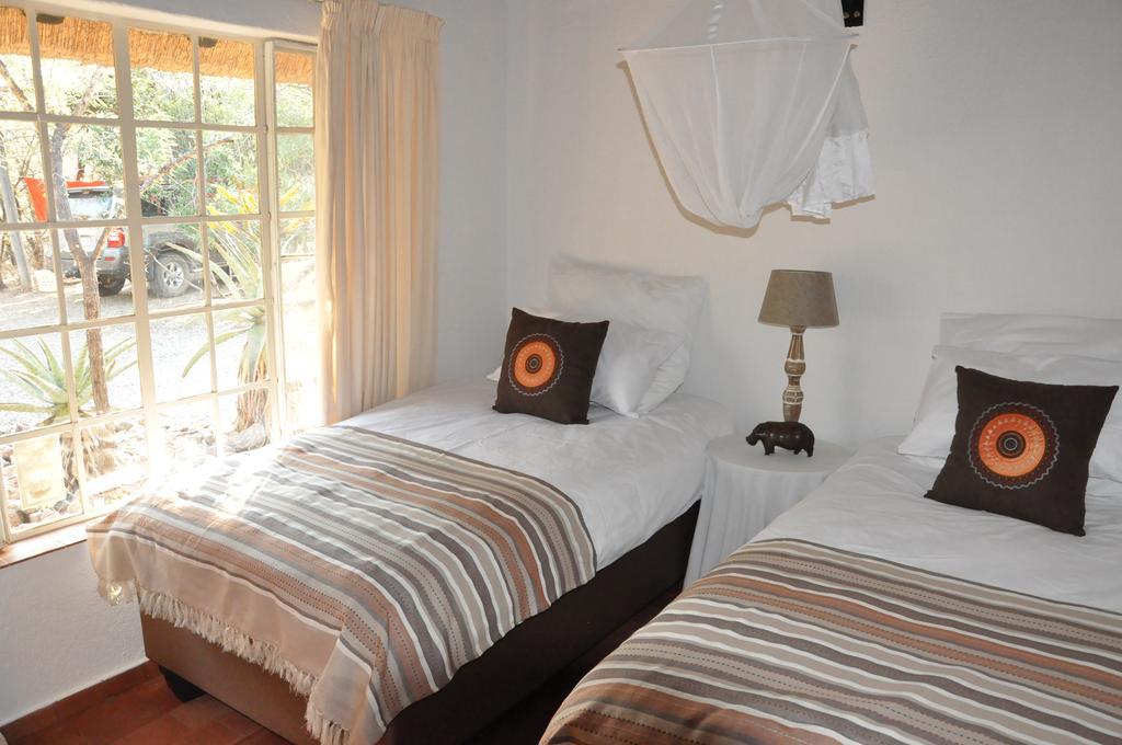 Treetops Marloth Park Buitenkant foto